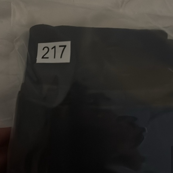 Alice + Olivia Tayla Dress in Black/Size 6 - Picture 10 of 10